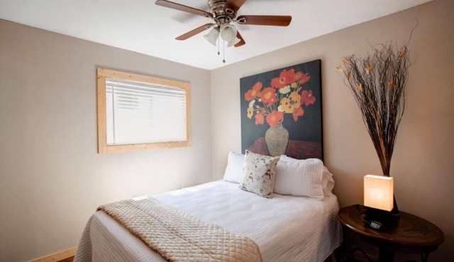 Northgate Winery-Walking Distance to campus in Bryan