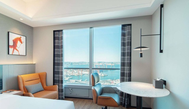 Novotel Dalian Zhongshan Square