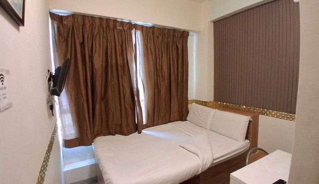 Oasis Apartments
