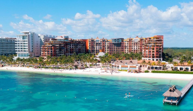 Ocean View 2Bd/3Ba Penthouse w/Kit -Resort on the Beach with Pools, Spa and More