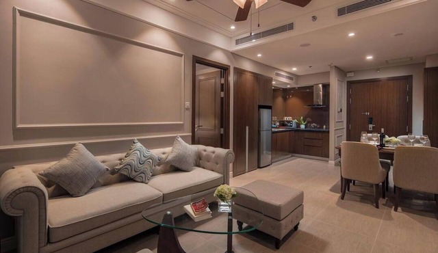 Ocean View Luxury Suite