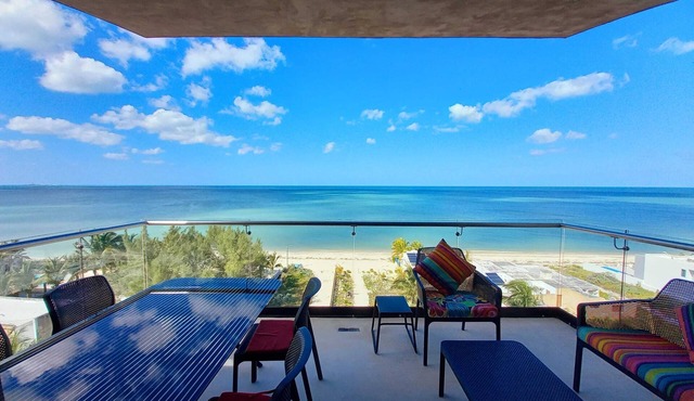 Ocean views from all rooms, Beachfront Paradise