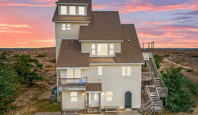 Oceanfront Dog Friendly w/Private Pool, Hot Tub, Game Room, Cargo Lift, Tennis in Waves