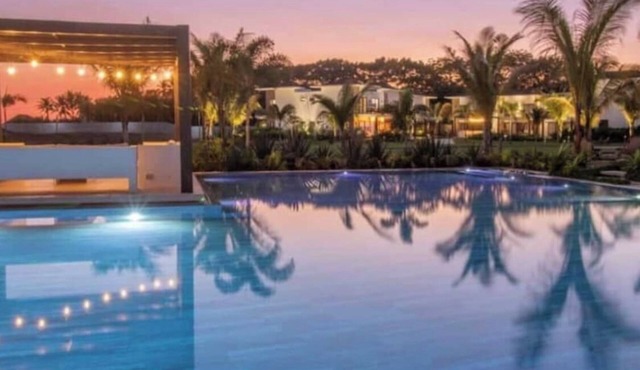 Oceanfront Escape – Luxury Villa Just 5 Min Walk to the Pacific Beach