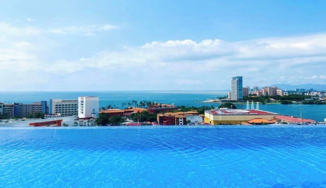Oceanview Roof Pool, Amazing Loft at Zoho