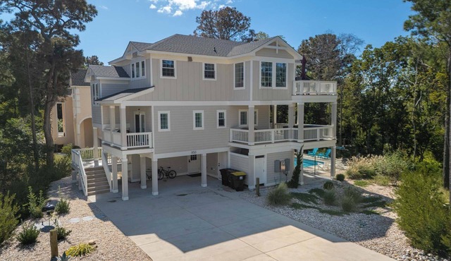 Once Upon a Tide: Stunning Soundfront, Private Pool, Hot Tub, Private Dock in Corolla