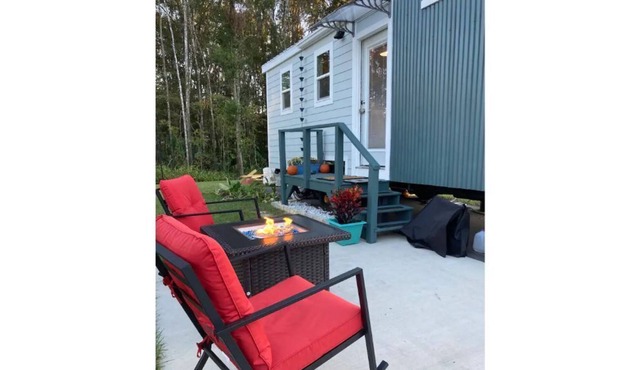 Owl's Nest Tiny Home, Golf Cart, and Surprises! in Reddick