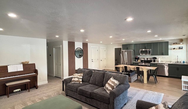 Paiute ATV Trailside Basement with Stunning Big Rock Candy Mountain Views in Sevier