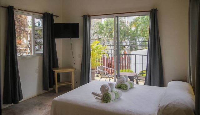 Patio Canarias Suites Pet-Friendly