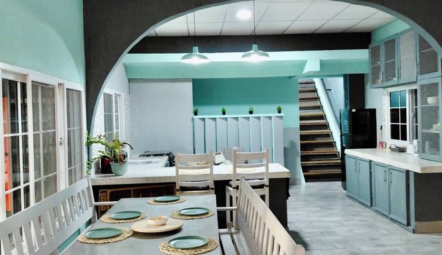 Peaceful Morales Getaway With 3 Spacious Bedrooms