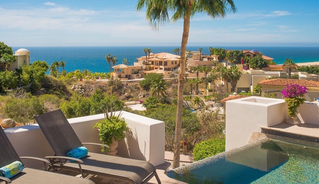 Pedregal Hilltop Villa near Beach w/Infinity Pool, Incredible Views Sleeps 17