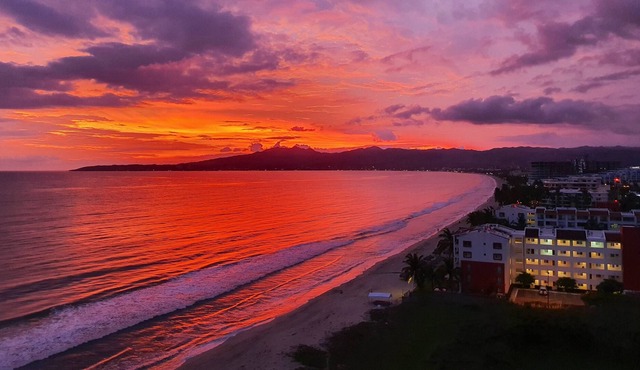 Penthouse with private pool on Nuevo Vallarta beach