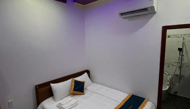 Phượng Hoàng hotel