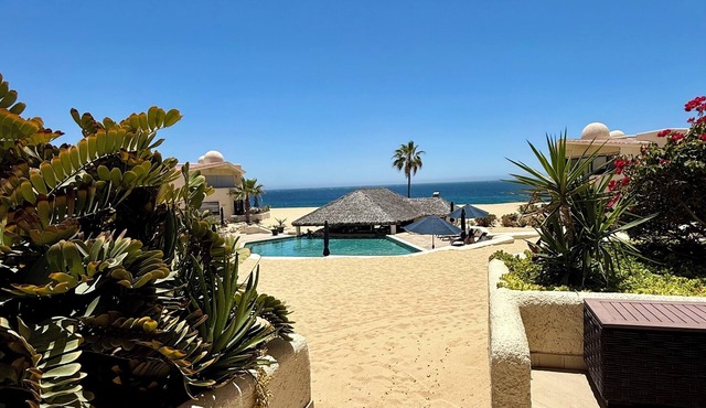 Prime Front-Row Studio/Direct Palapa & Ocean Views