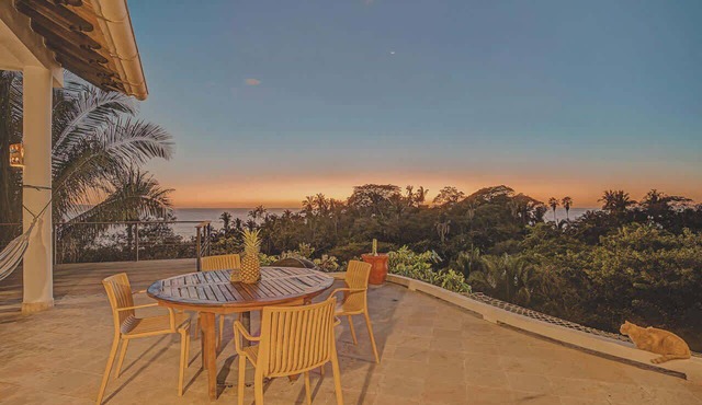 Private Estate | Pool | OceanViews | 5 King Suites