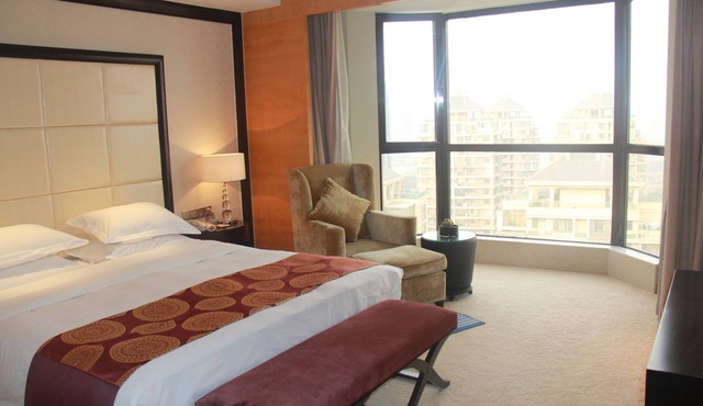 Ramada Plaza Weifang in Weifang