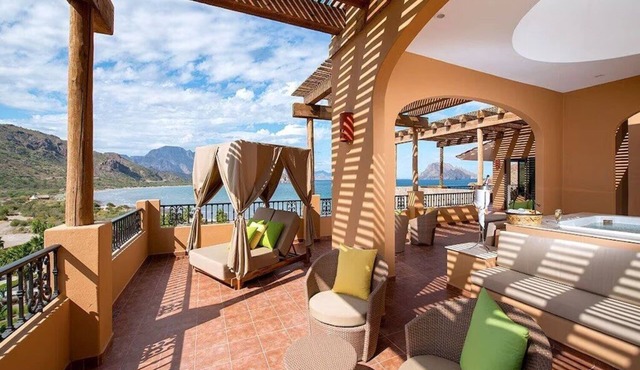 Rare Luxury Royal 3-bedroom Penthouse in Loreto Bay at Villa de Palmar Loreto