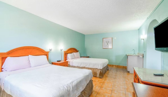 Road Trippers' w/2 Full Beds - Favorite Spot Near Rio Grande Valley