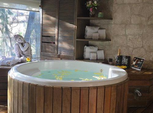 Romulus Apartment: The Best View in Val'Quirico.