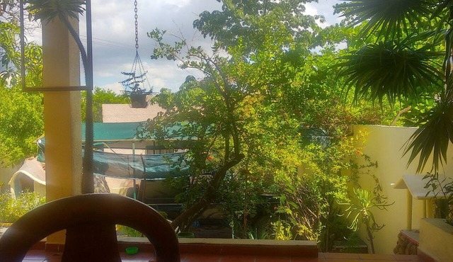 Room-padrino's Hostal La Paz Full House