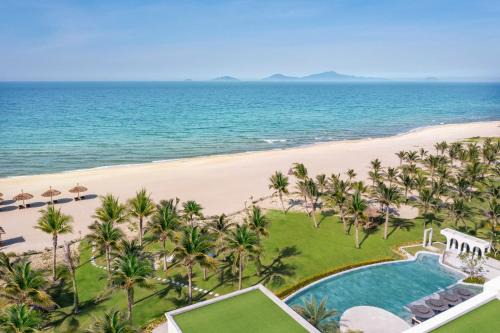 Royal Beachfront Resort Danang