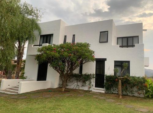 Salamander Estate Luxury Villa with Private Pool and Golf Access