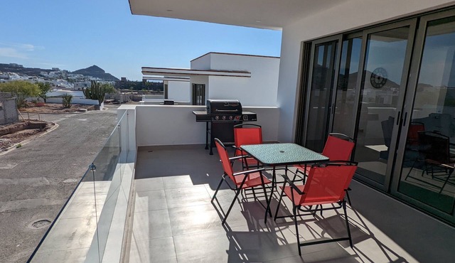 San Carlos Sunrise House