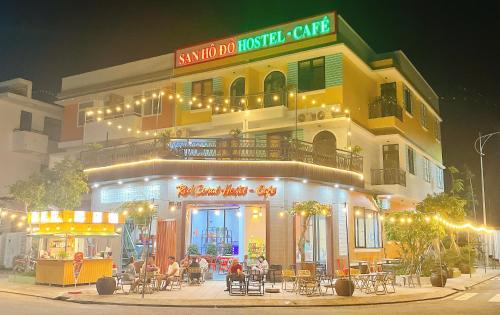 SAN HÔ ĐỎ HOSTEL - CAFé