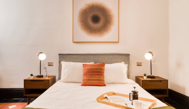 Santa Casa | Elegant Junior Suite in Roma Norte