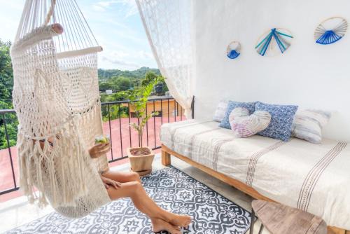 Sayulita Boutique Suites - Pool Access, Kitchen, Walk to Beach