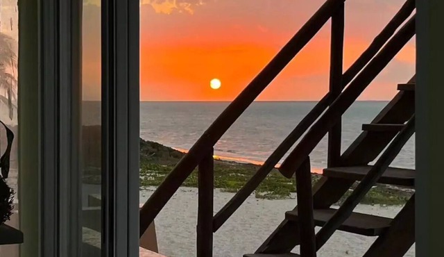 Sea front, white sand, pool, Family, 4 Room, A/C