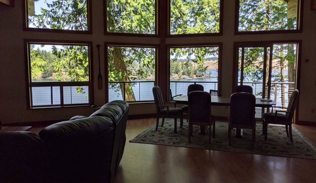 Secluded & light-filled Pacific NW Waterfront home on SJI with views of Speiden Island in Friday Harbor