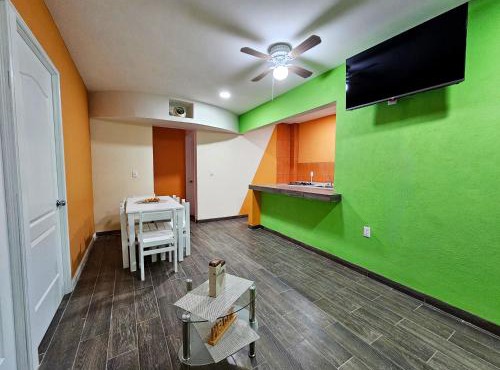 Sensity Home Departamento 7, Colorido y amplio Familiar