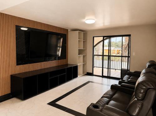 Sereno Business Inn