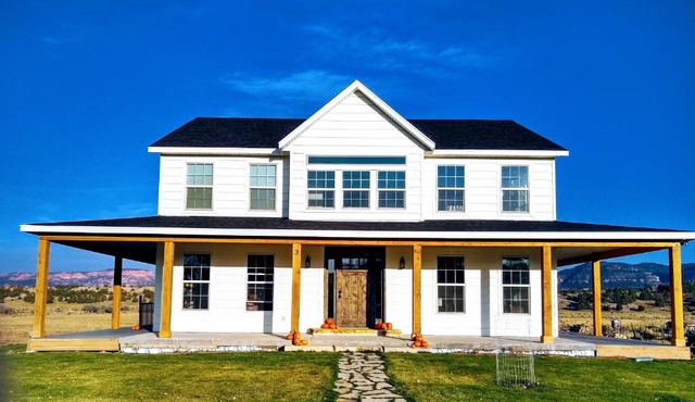 Sevier River Farmhouse 1 in Hatch