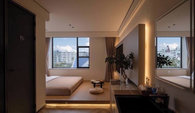 Silver Beach Puyue Designer Homestay