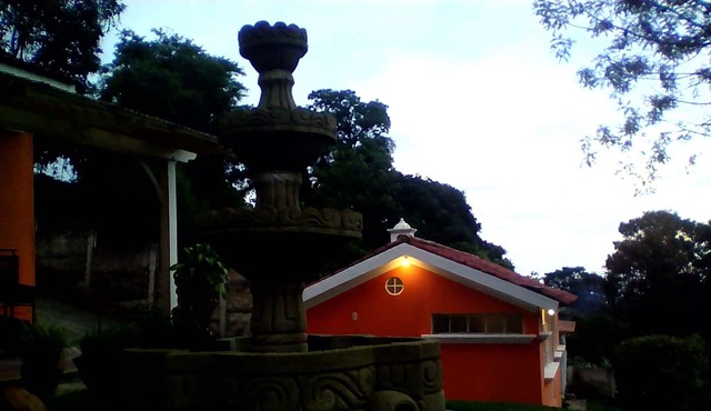 SLEEPING ACCOMMODATION at 9. 7 kms. of Antigua Guatemala