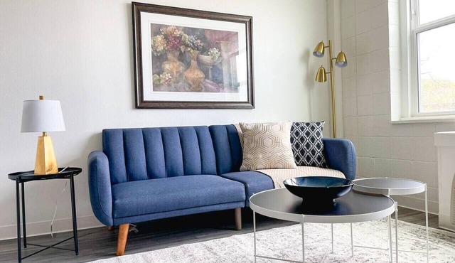 Sleepover | Marvelous 1BD/1BA + Gym - Cincinnati in Cincinnati