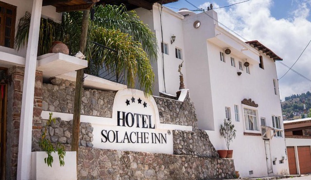 SOLACHE INN