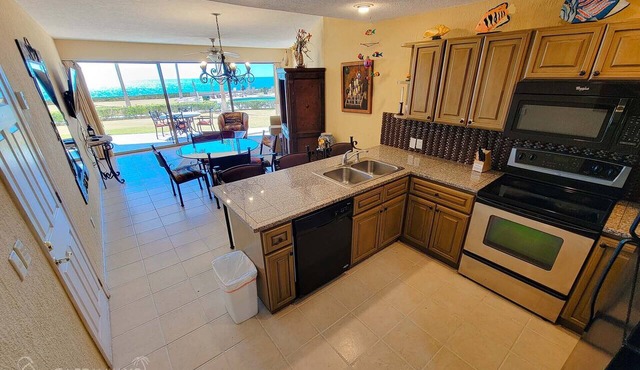 Sonoran Spa E107 - 2 BR Next to the Pool, High Speed Wi-Fi - Beachfront Ground Floor Luxury Condo