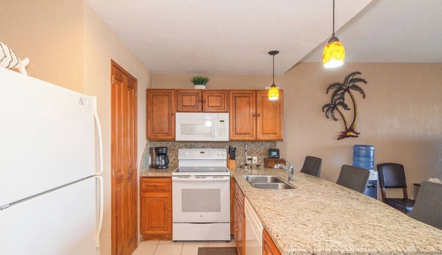 Sonoran Spa N507 - 1 BR Next to the Pool, High Speed Wi-Fi - Beachfront Upper Floor Luxury Condo
