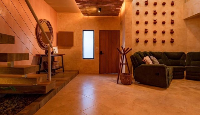 Spacious 5BR Retreat for Groups |Terrace & Relaxation