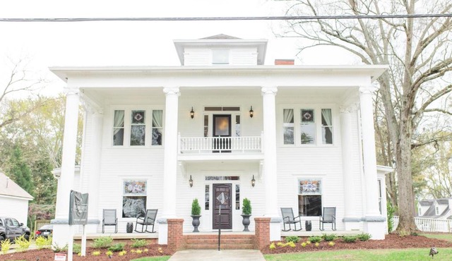 Sparrow Grove Manor in Monroe