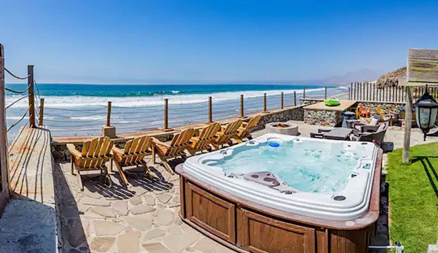 Spectacular 8000 sq. ft. Oceanfront Estate, Sleeps 24 Pool, Jacuzzi, Fast Pass