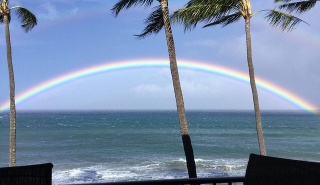 Spectacular OCEANFRONT! 2BR/2BA Papakea L-305 with A/C. No resort fee. in Kaanapali