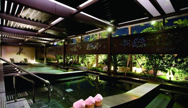 SPRING HILL HOTEL