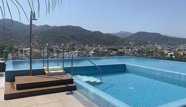 Stunning new Modern pet friendly 1 bedroom 1 bathroom unit in Vallarta