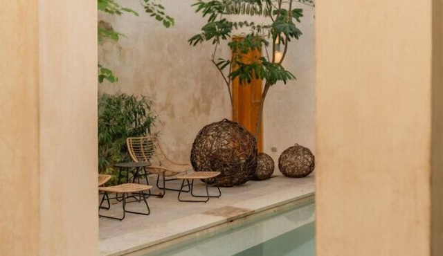 Stylish Apartment w private balcony Centro