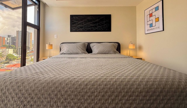 Stylish · Stunning Views · King Bed · Work Space