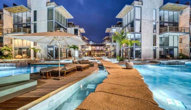 Sublime 1BR w Cenote | Big Gym | Pools | Jacuzzis
